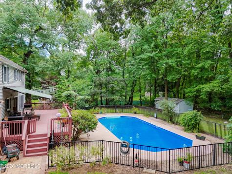 139 Sleepy Hollow Road Red Bank NJ 07701