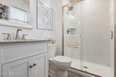 81 Farnworth Close Freehold NJ 07728