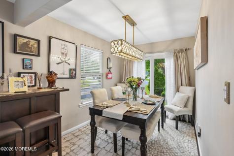 81 Farnworth Close Freehold NJ 07728