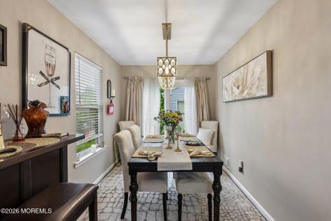 81 Farnworth Close Freehold NJ 07728