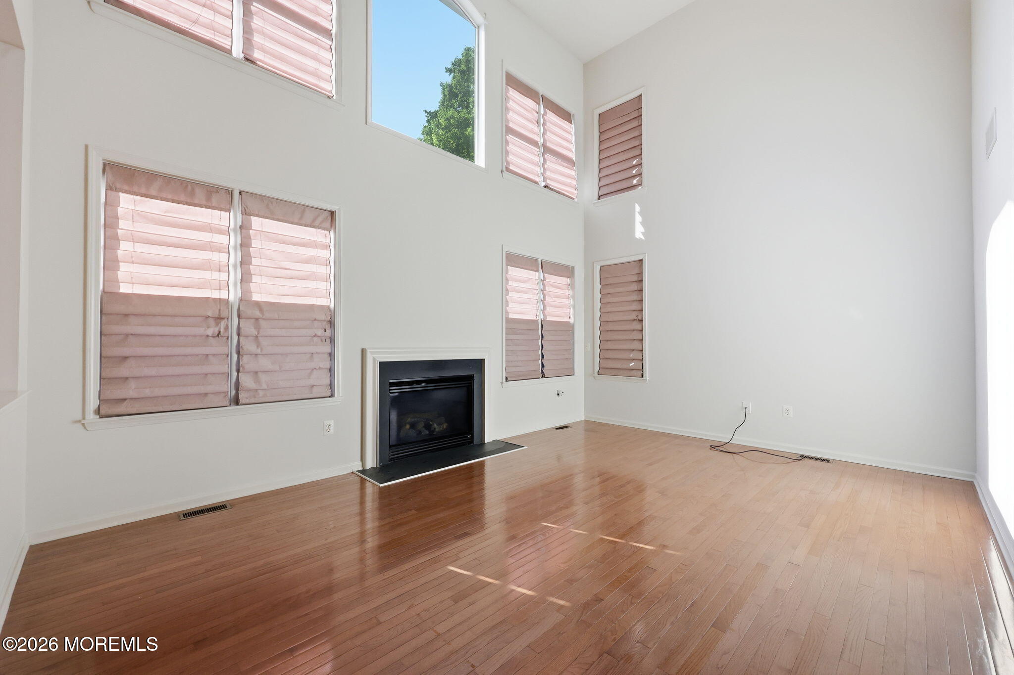 25 Brittany Court Atlantic Highlands NJ 07716