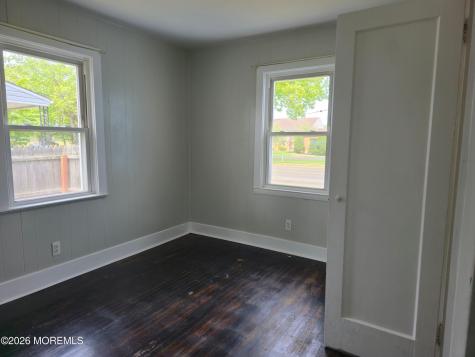 610 Chestnut Street Lakehurst NJ 08733