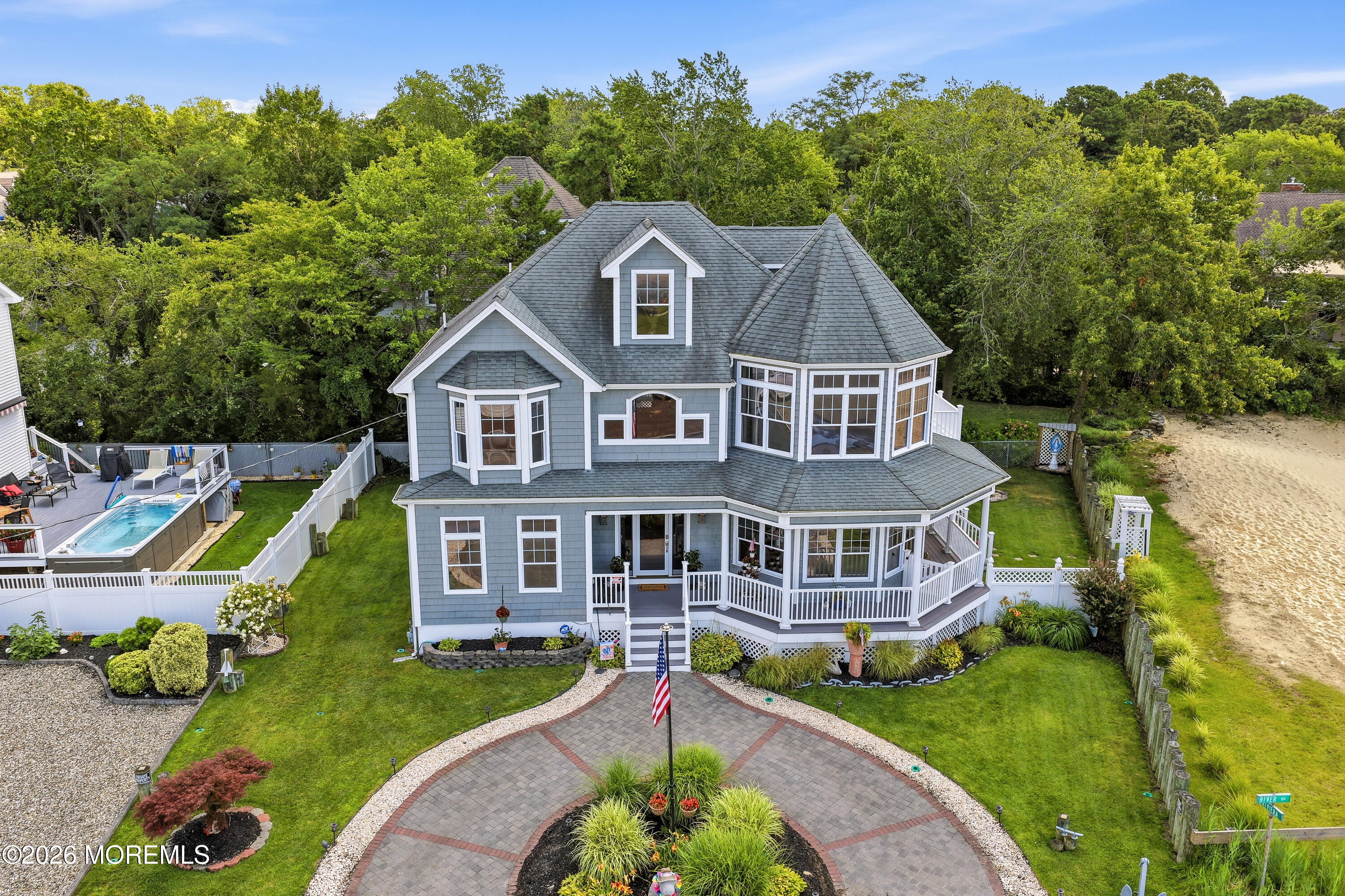 2 River Drive Toms River NJ 08753