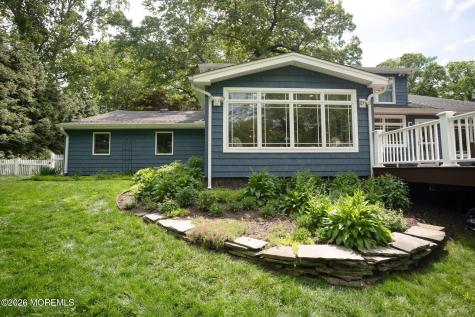 87 Twin Brooks Avenue Middletown NJ 07748