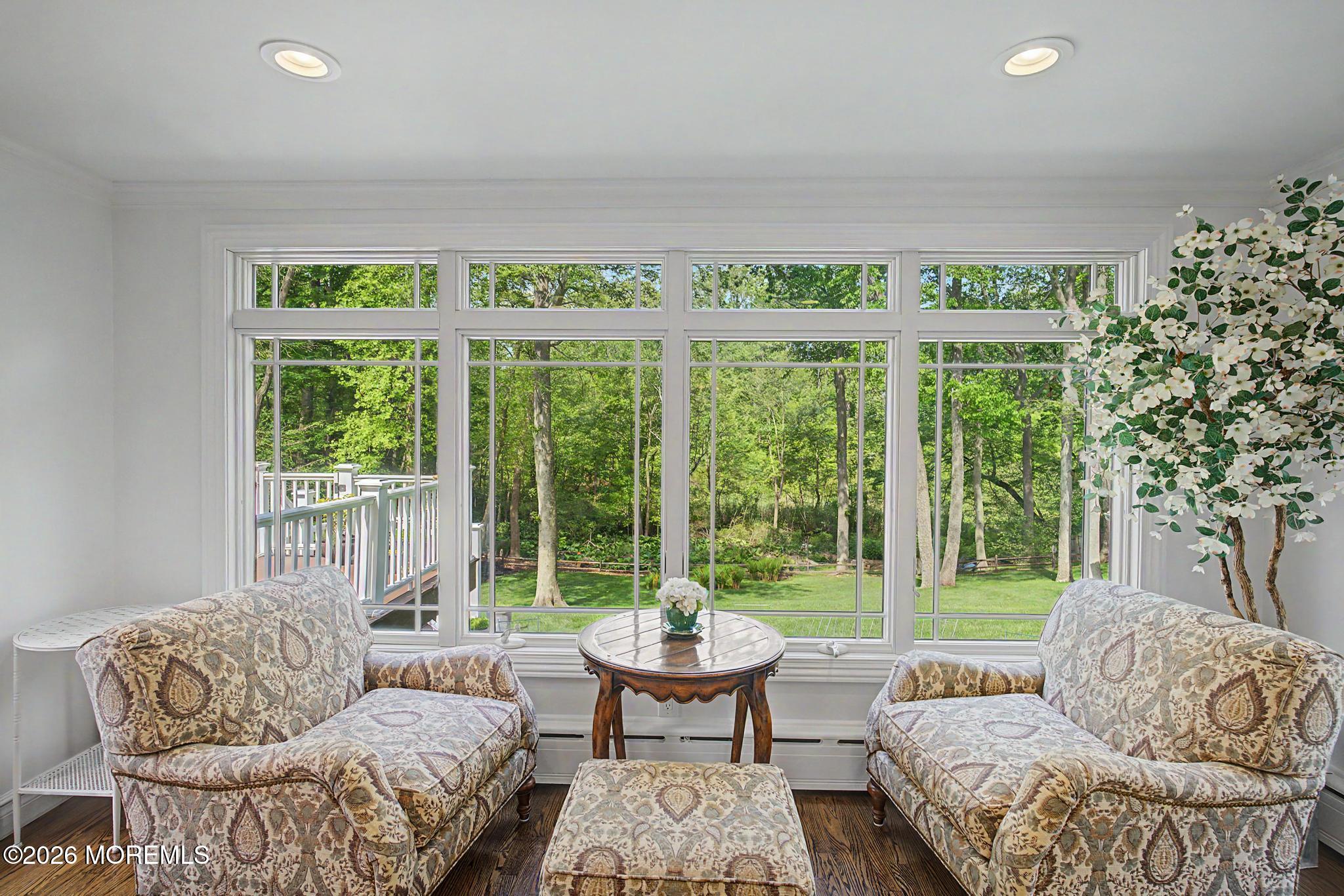 87 Twin Brooks Avenue Middletown NJ 07748