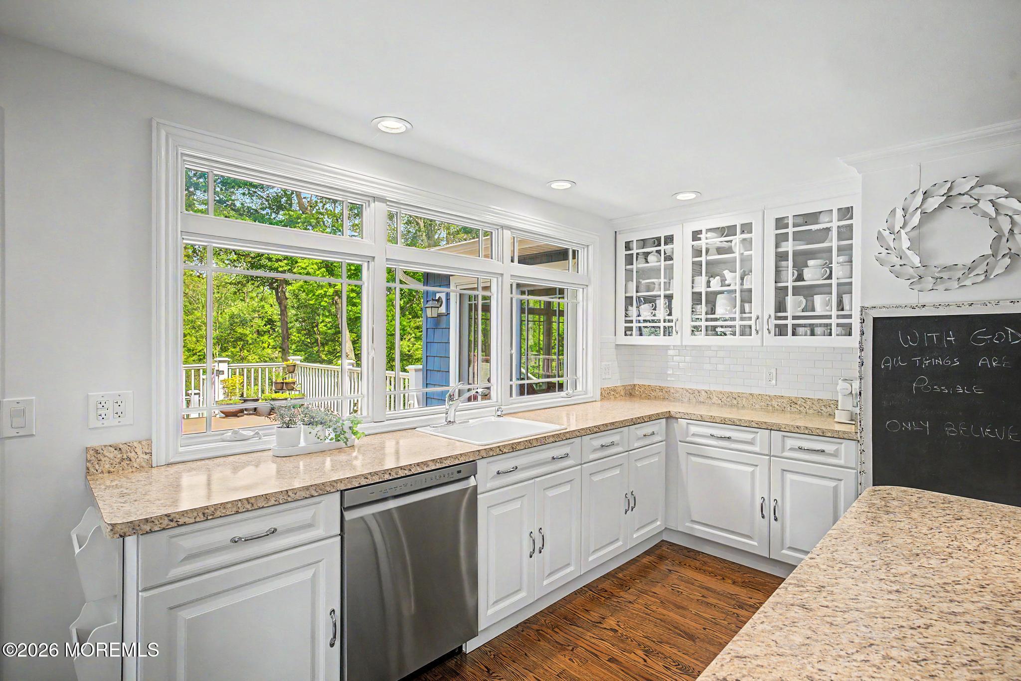 87 Twin Brooks Avenue Middletown NJ 07748