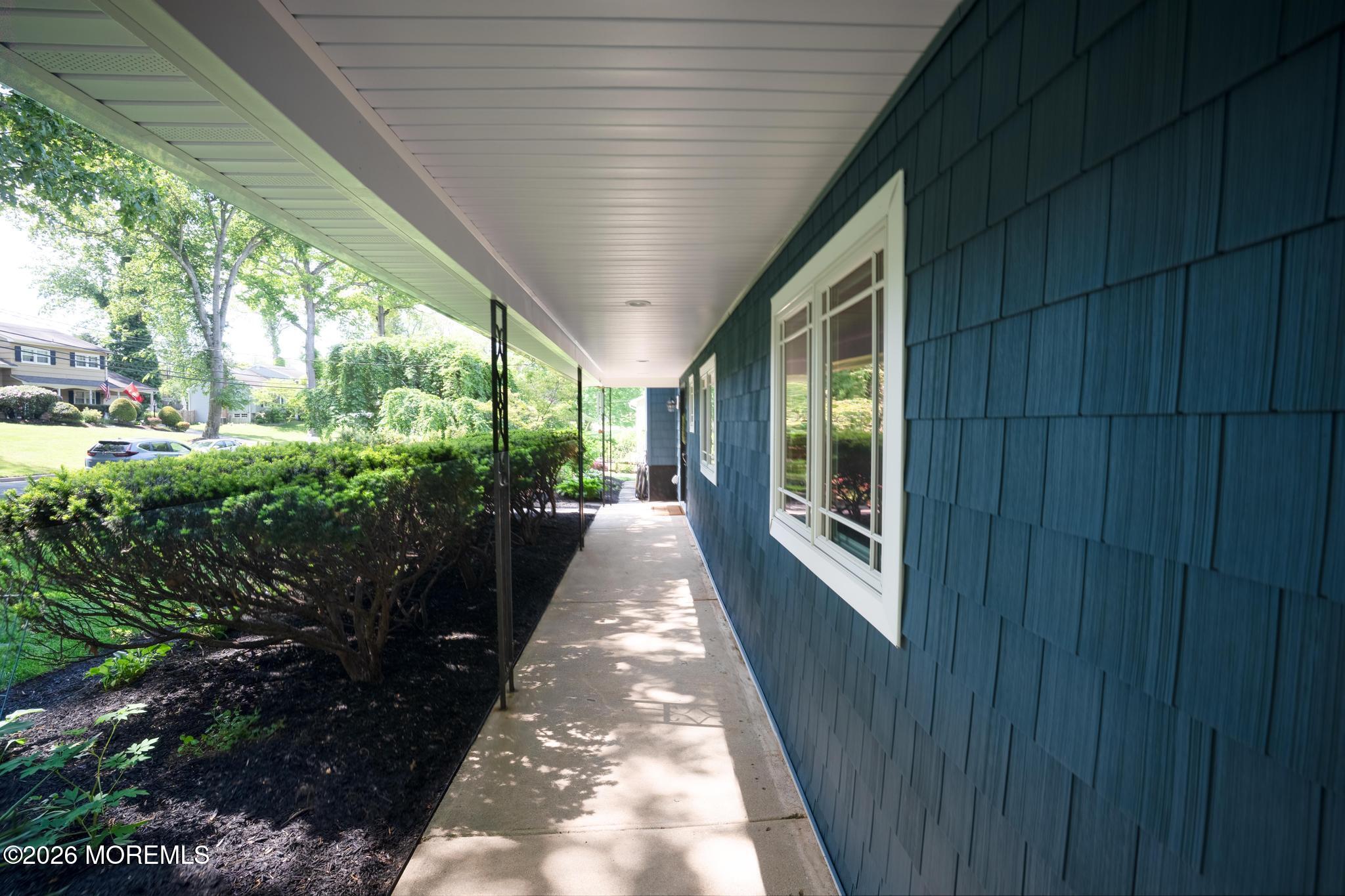 87 Twin Brooks Avenue Middletown NJ 07748