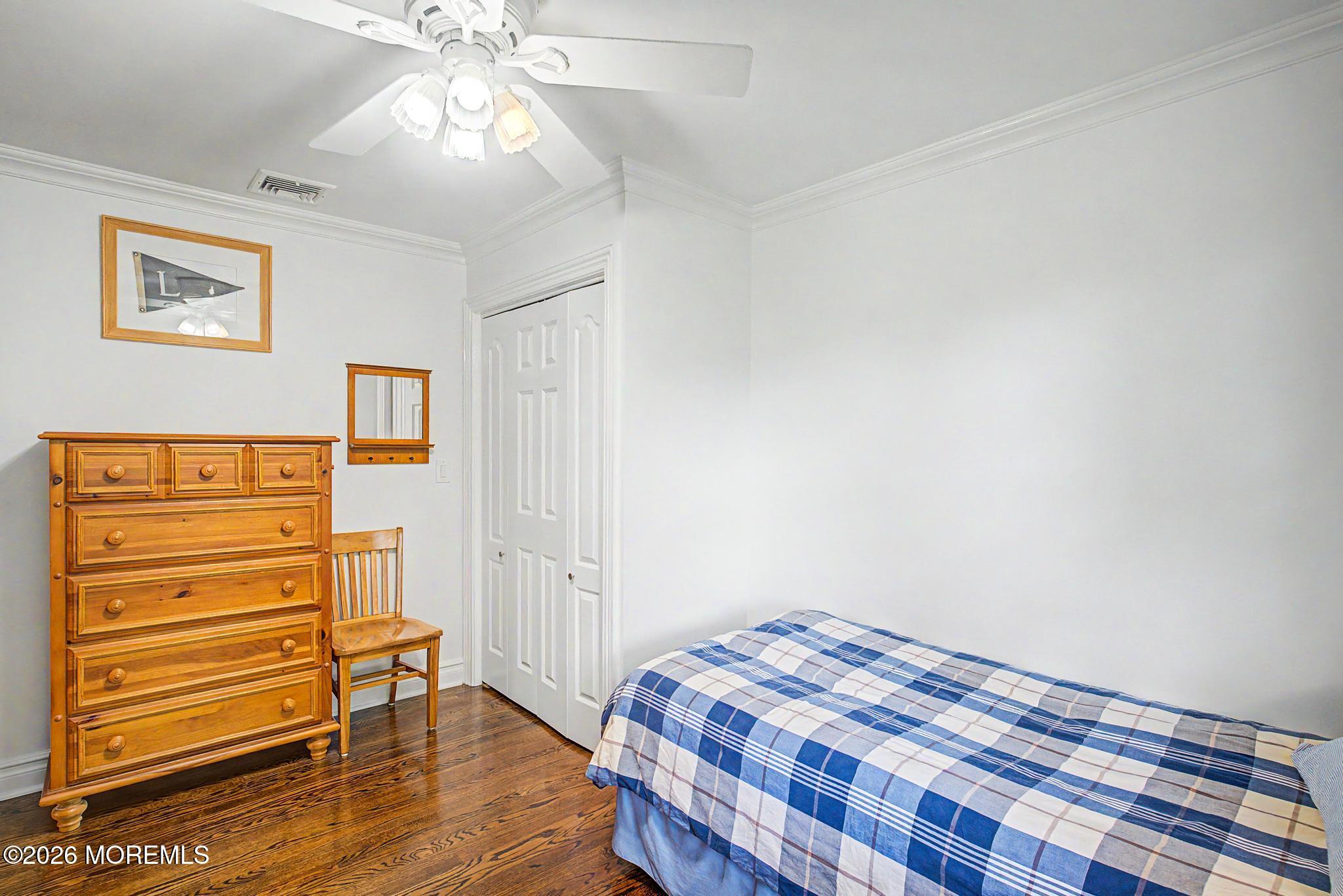 87 Twin Brooks Avenue Middletown NJ 07748