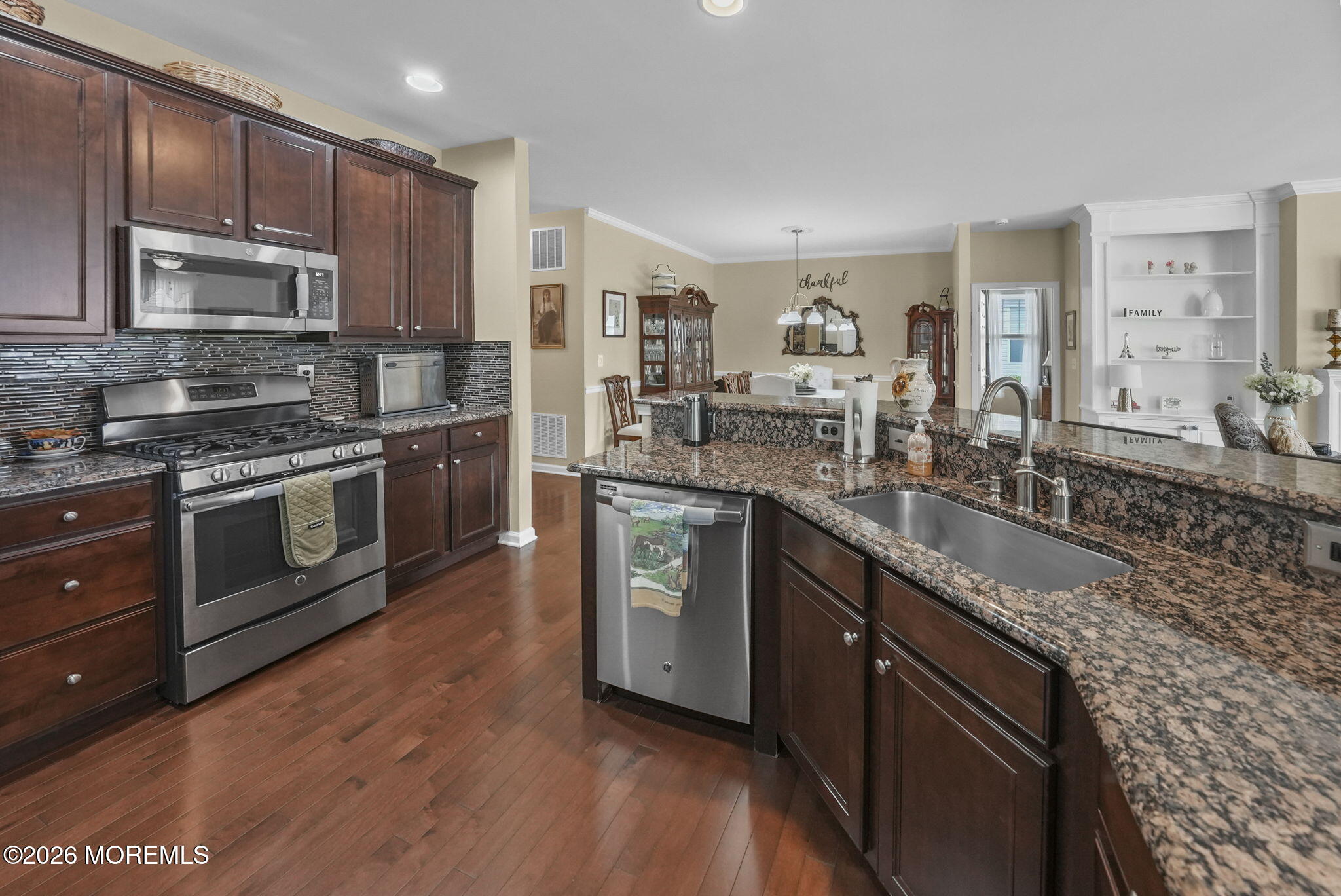 194 Wintergreen Drive Manalapan NJ 07726