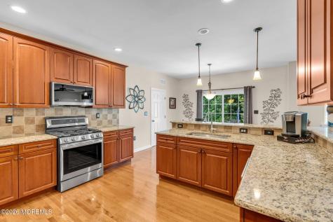 35 Aidan Lane Jackson NJ 08527