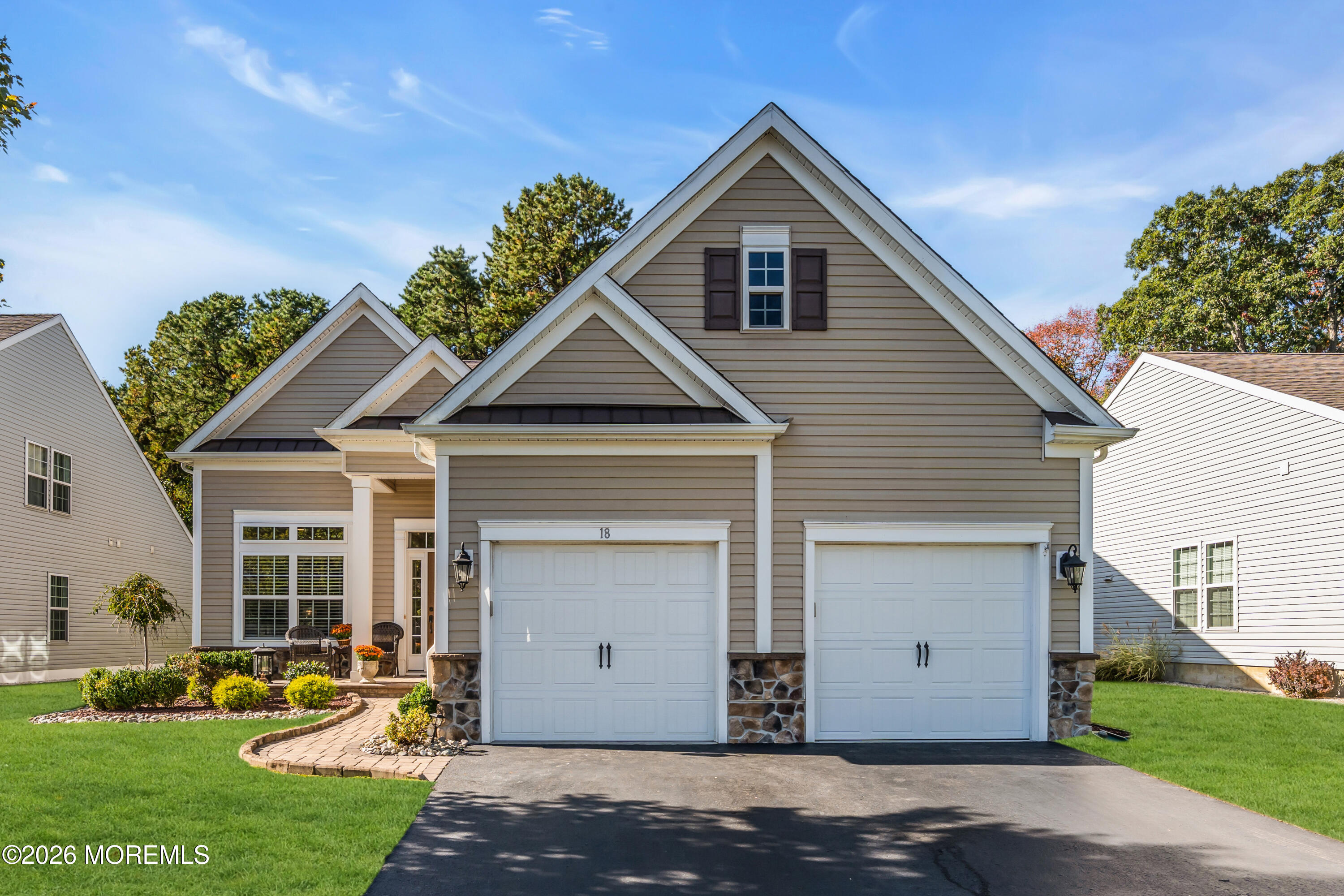18 W Campania Lane Farmingdale NJ 07727