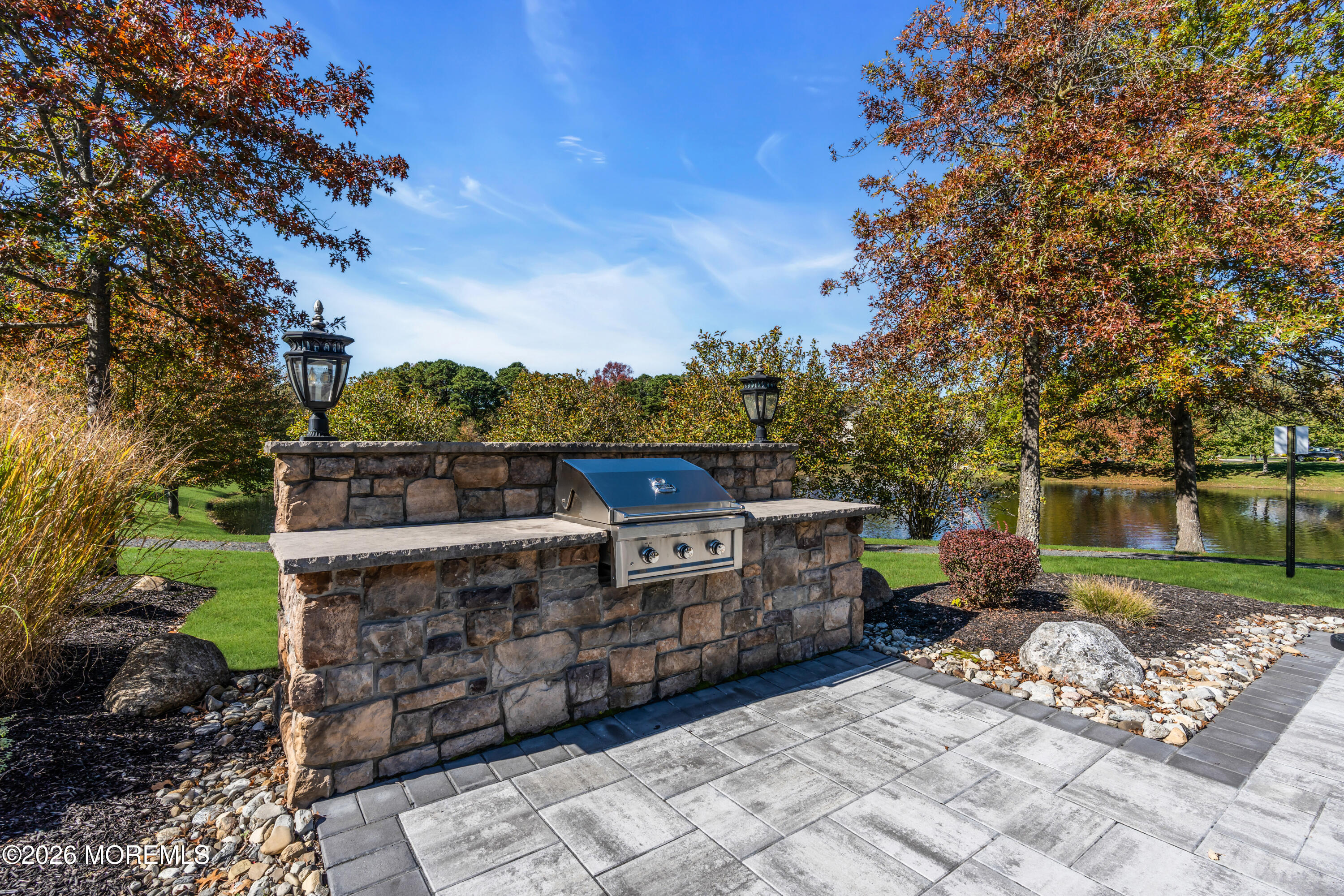 18 W Campania Lane Farmingdale NJ 07727