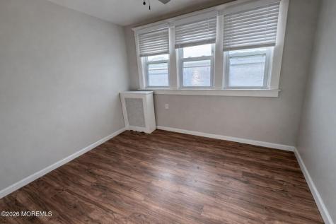 8 Wilcox Avenue South River NJ 08882
