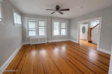 8 Wilcox Avenue South River NJ 08882