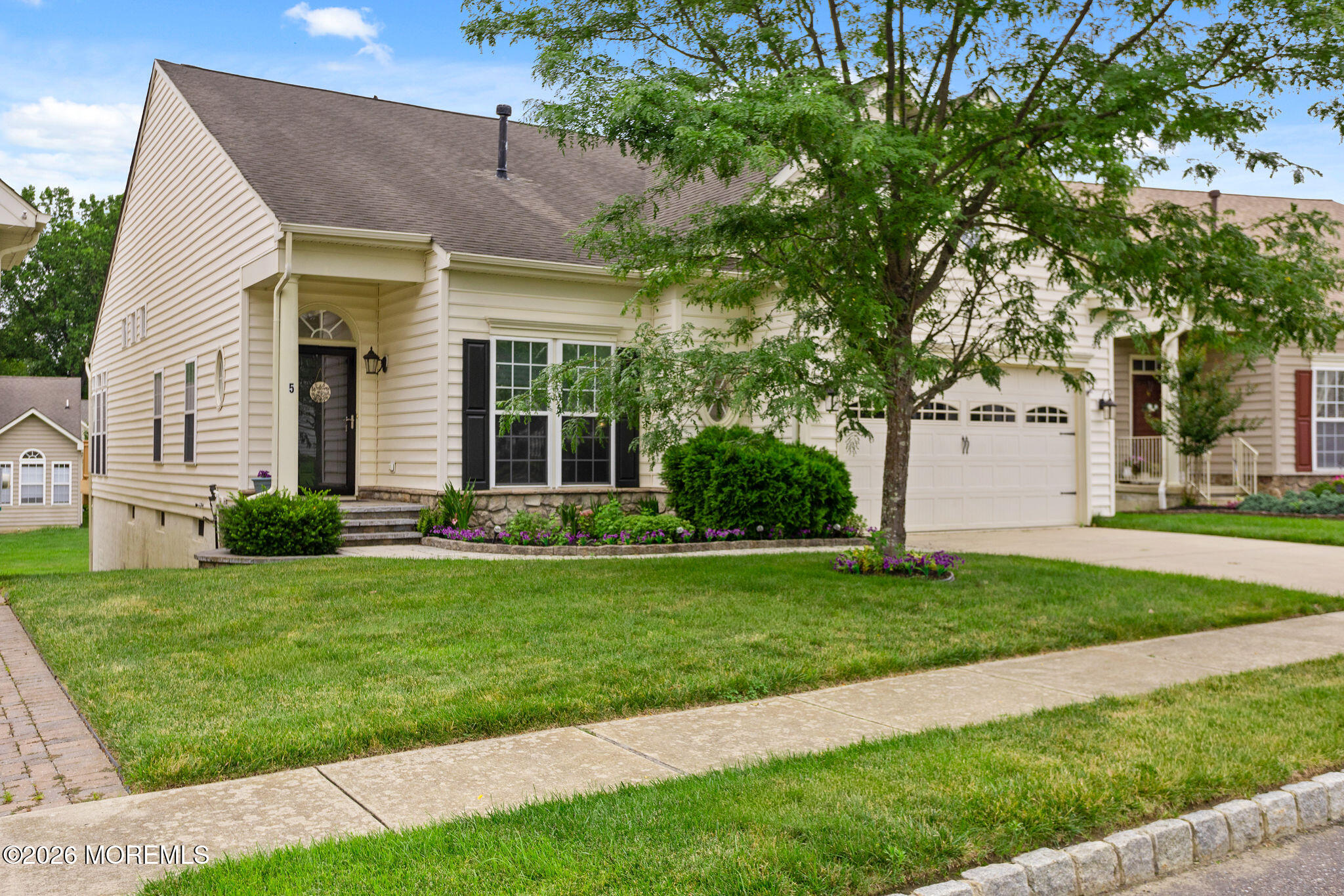 5 Tommys Meadow Pemberton NJ 08068