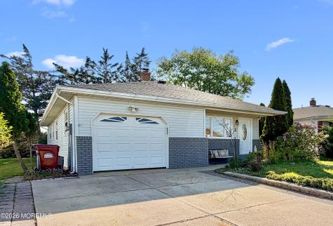 67 Castle Harbor Drive Toms River NJ 08757