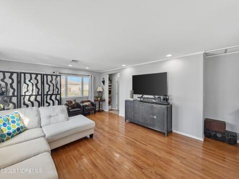 67 Castle Harbor Drive Toms River NJ 08757