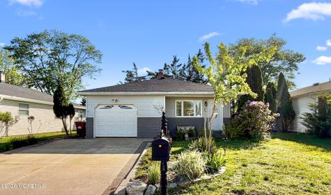 67 Castle Harbor Drive Toms River NJ 08757