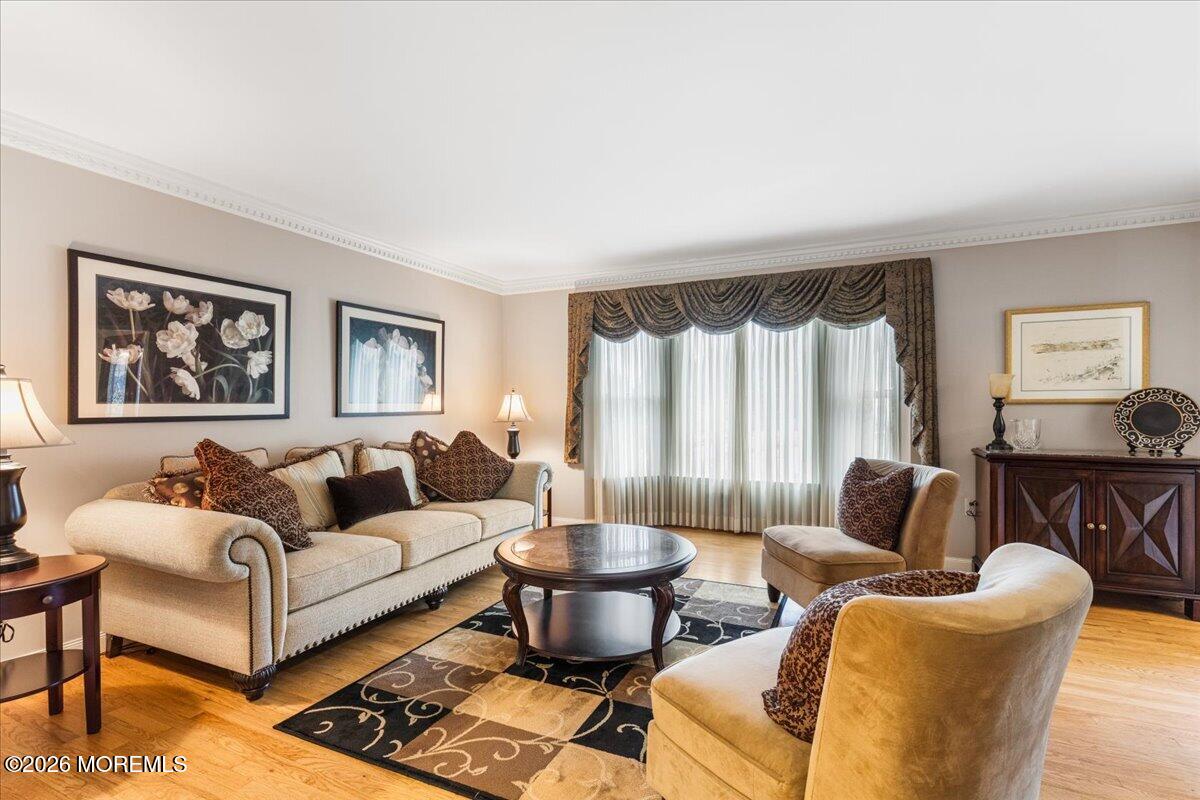 6 Woodhollow Drive Holmdel NJ 07733