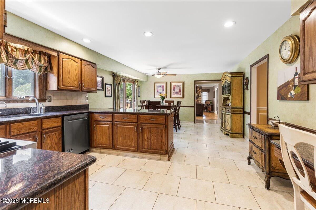 6 Woodhollow Drive Holmdel NJ 07733