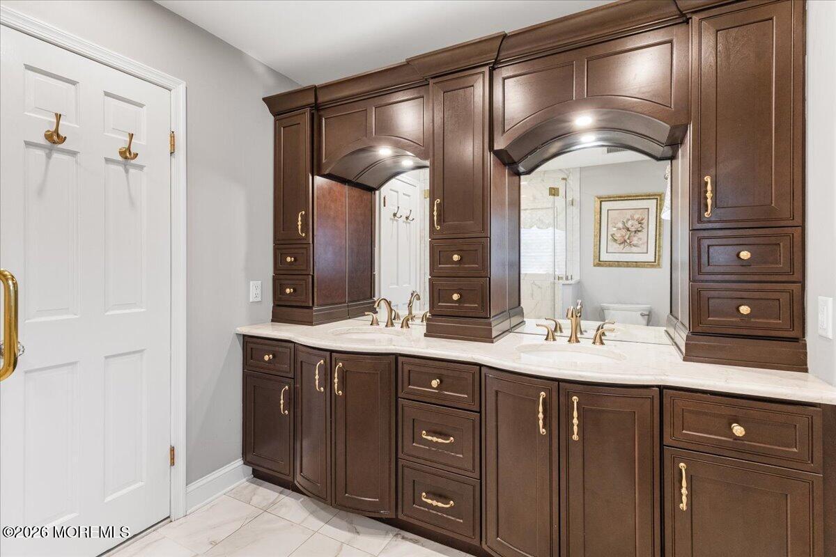 6 Woodhollow Drive Holmdel NJ 07733