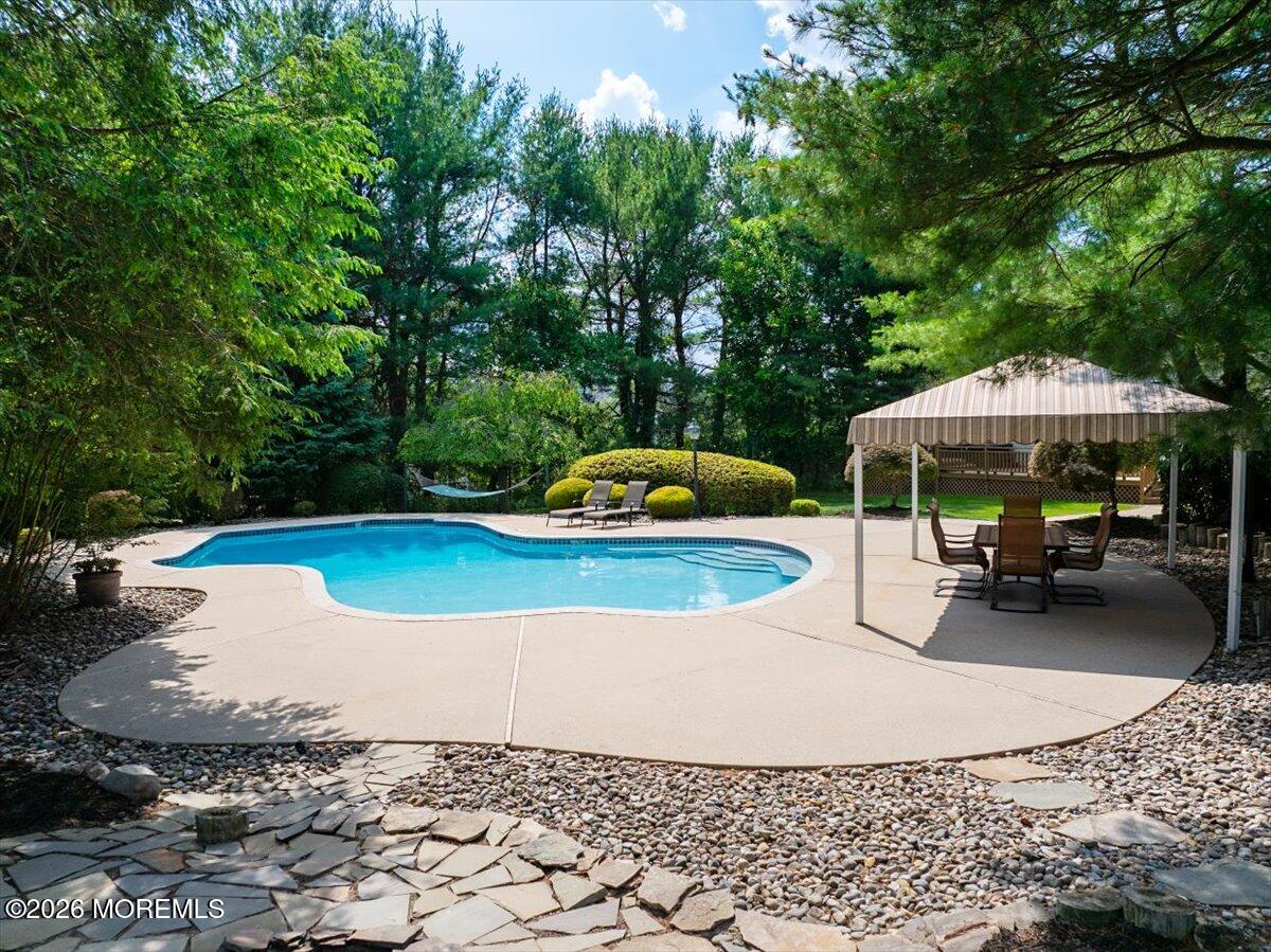 6 Woodhollow Drive Holmdel NJ 07733