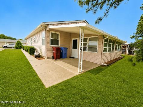 21 Guadalajara Drive Toms River NJ 08757