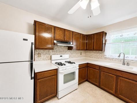 21 Guadalajara Drive Toms River NJ 08757