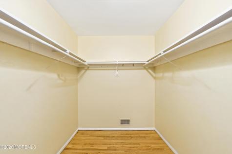 11 Hiland Drive Hillsborough NJ 08844