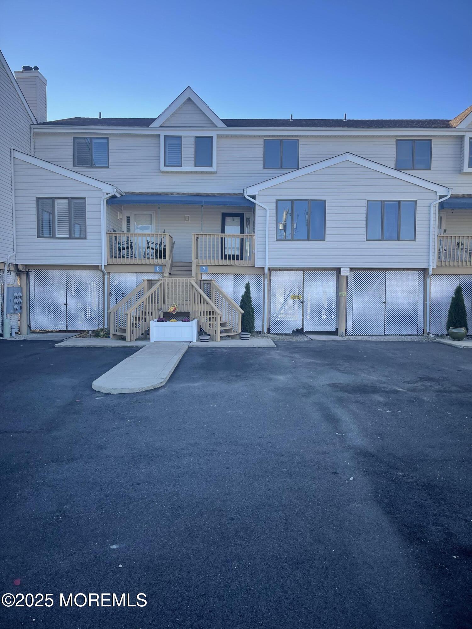 7 W Playhouse Drive Little Egg Harbor NJ 08087