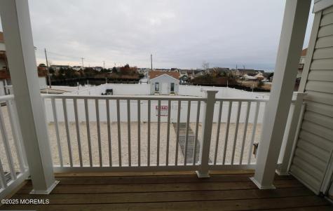 7 W Playhouse Drive Little Egg Harbor NJ 08087