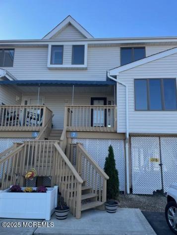 7 W Playhouse Drive Little Egg Harbor NJ 08087