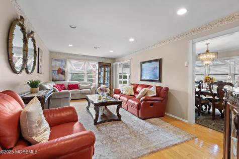 161 Lions Head Boulevard S Brick NJ 08723