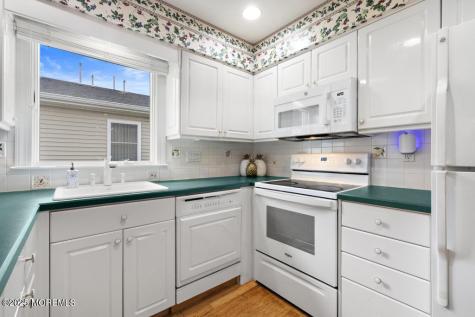 161 Lions Head Boulevard S Brick NJ 08723