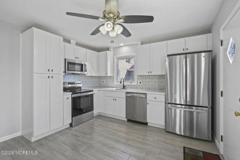 2075 Barnett Street Rahway NJ 07065