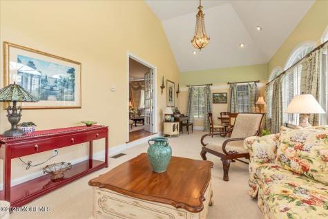 4 Apple Blossom Lane Cream Ridge NJ 08514