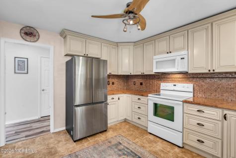 20B Sunset Road Whiting NJ 08759