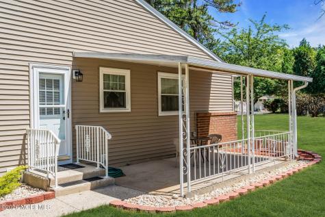 20B Sunset Road Whiting NJ 08759