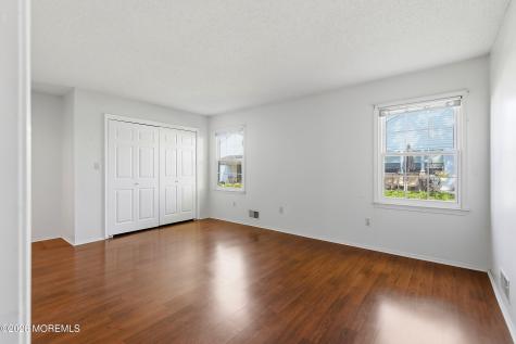 10 Springhill Drive Brick NJ 08724