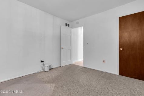 11 London Court Toms River NJ 08753