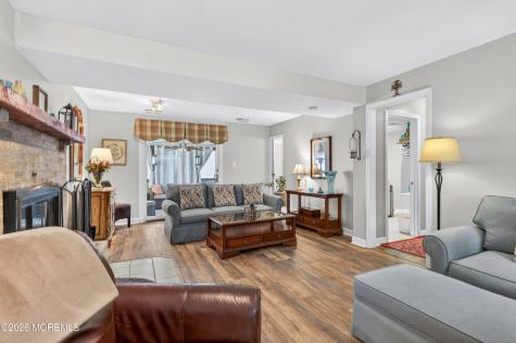 88 Evergreen Road New Egypt NJ 08533