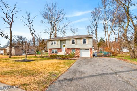 88 Evergreen Road New Egypt NJ 08533