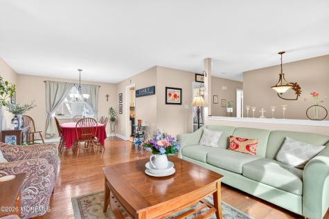 88 Evergreen Road New Egypt NJ 08533