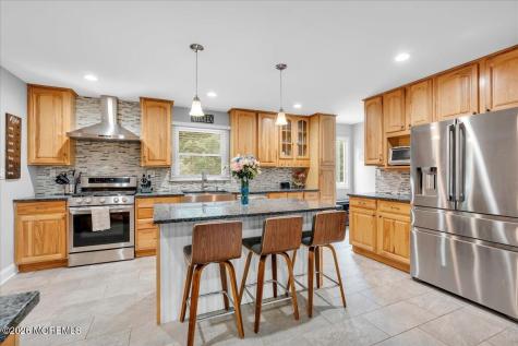 25 Nedshire Drive Middletown NJ 07748