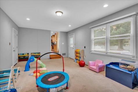 25 Nedshire Drive Middletown NJ 07748