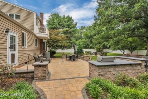 25 Nedshire Drive Middletown NJ 07748