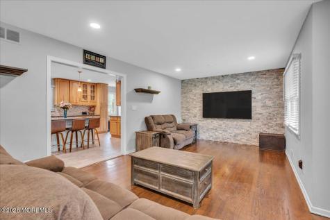 25 Nedshire Drive Middletown NJ 07748