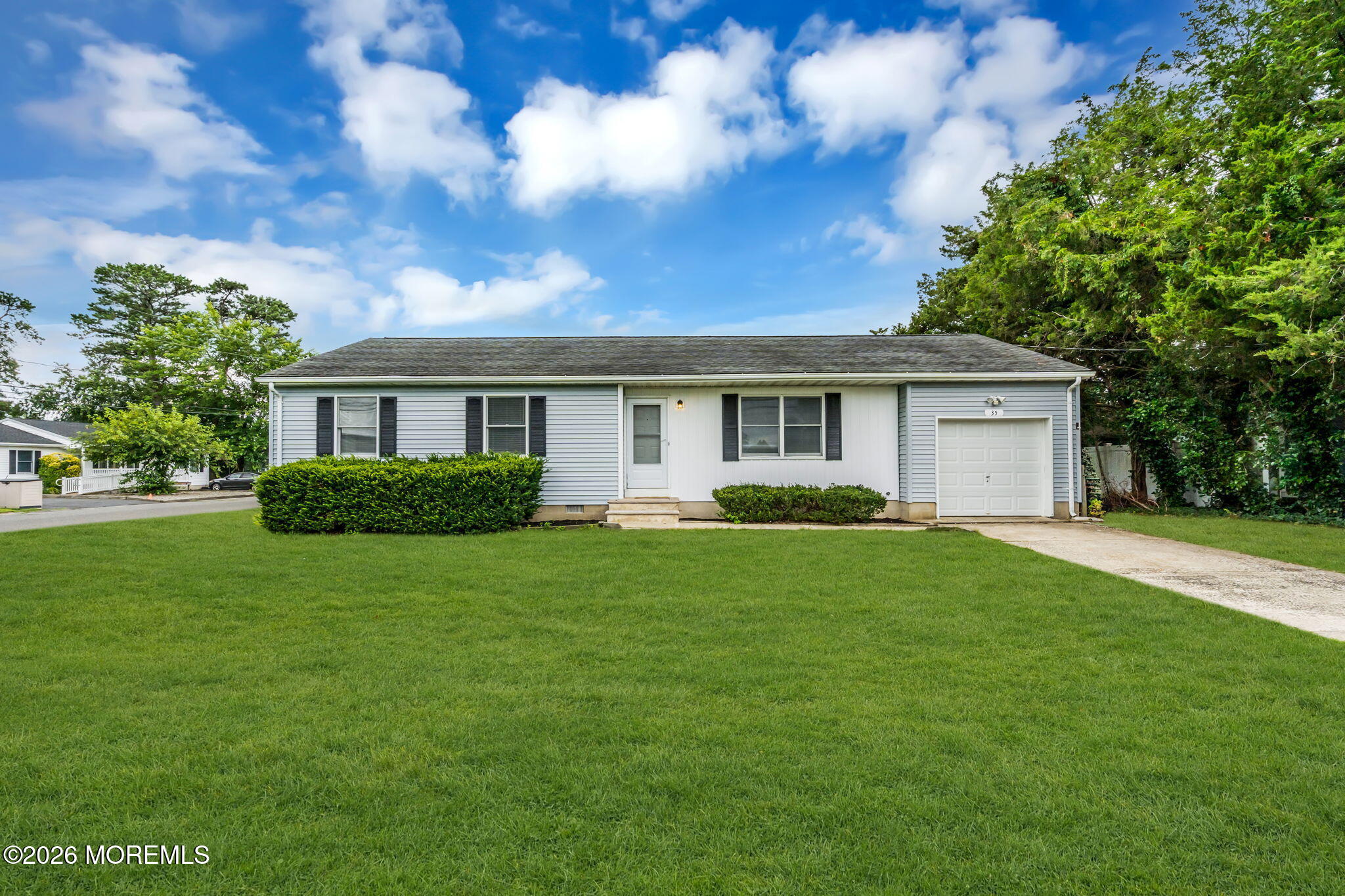 35 Spruce Street Beachwood NJ 08722