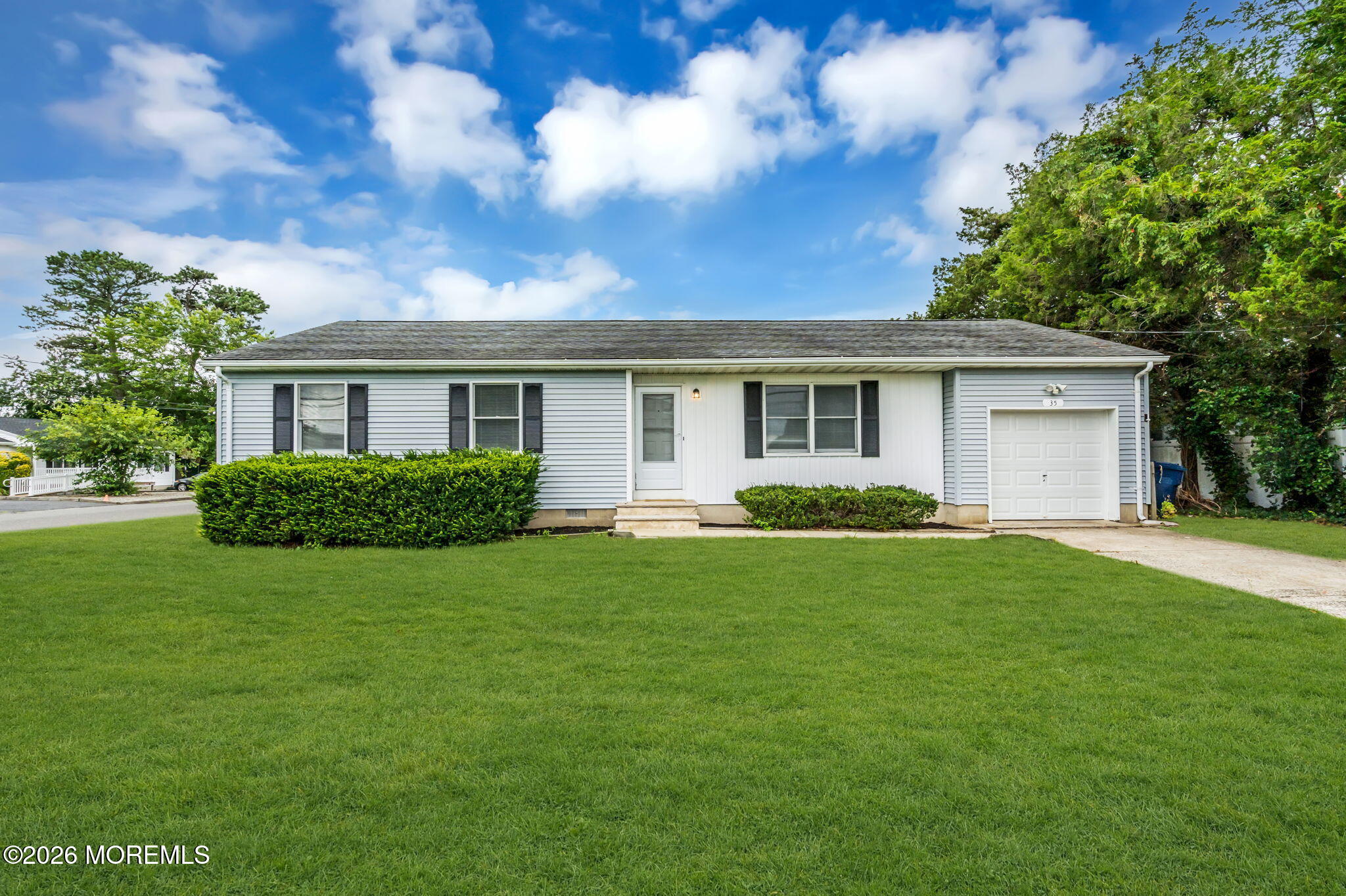 35 Spruce Street Beachwood NJ 08722