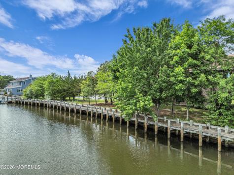 49 N Cherokee Lane Brick NJ 08724